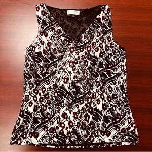 Tahari Arthur S Levine Elegant Black and White Patterned Women's Top Size 4P